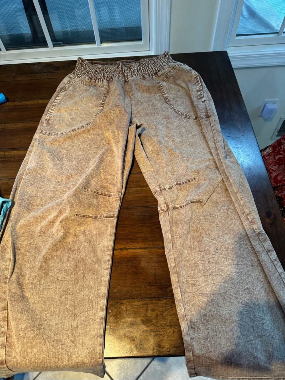 Women’s Elastic Waist Brown Casual Pants